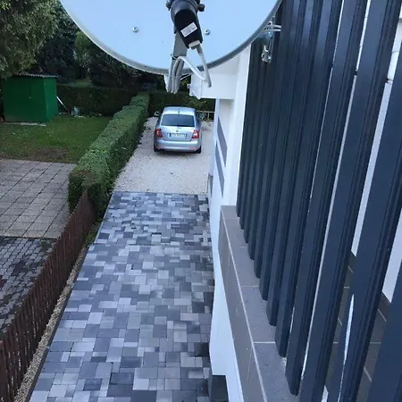 Rita Apartmanhaz בית נופש