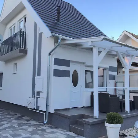 בית נופש Rita Apartmanhaz *